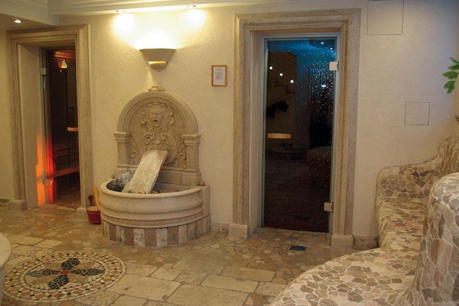 Alpenhof Hotel Байришцел Екстериор снимка